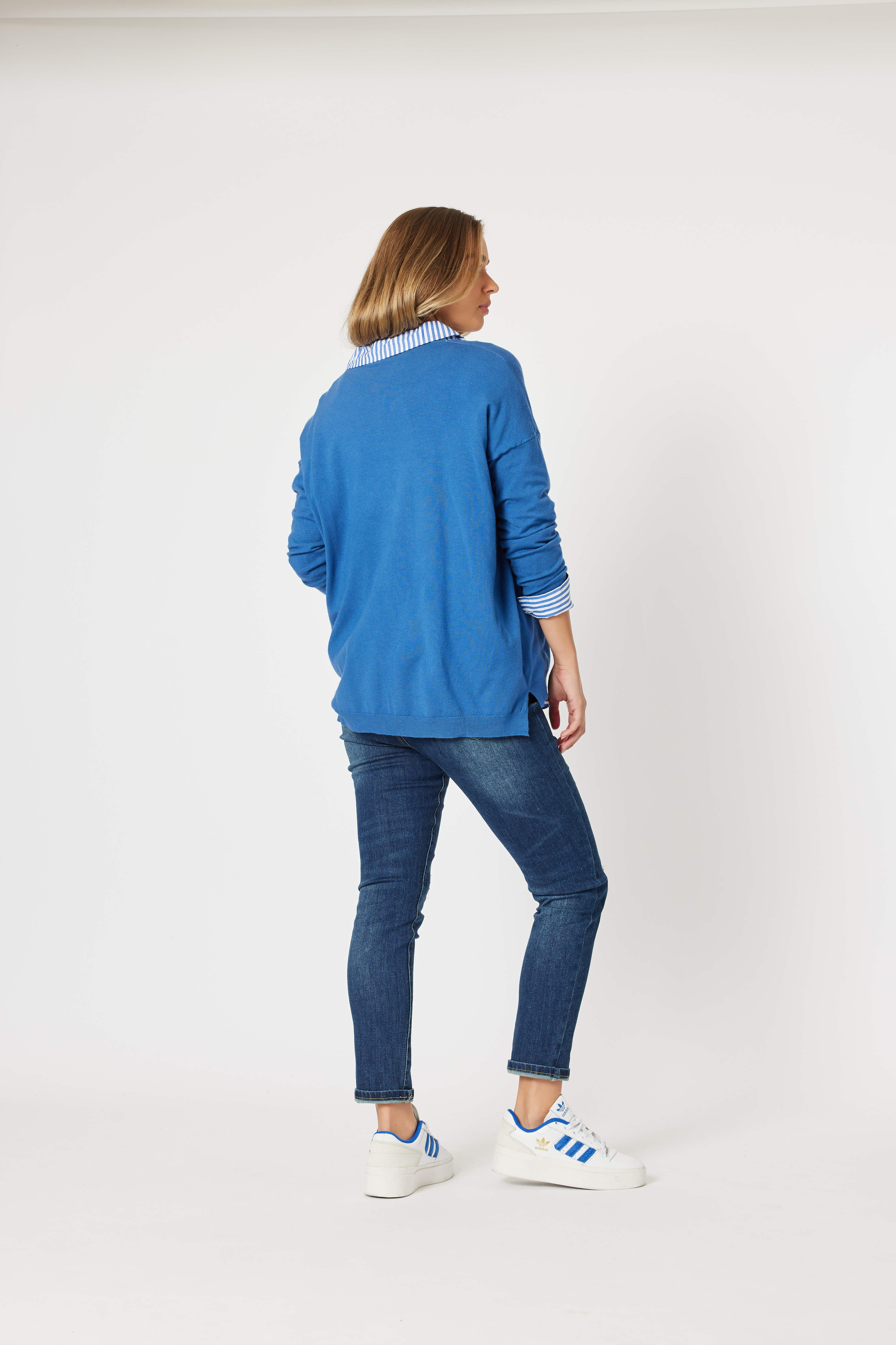 Stylish Blue Knit Pullover With Striped Collar Detail